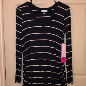 Maternity long sleeve shirt